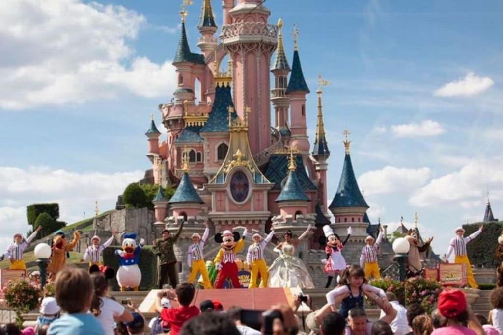 Lovely Apartment Betwen Paris And Eurodisney Nogent-sur-Marne Bagian luar foto